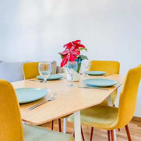 Appartement Lumineux à 2 Mins à Pied De La Gare *